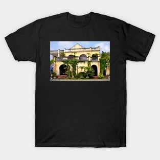 Maison colonial à Hoi An - Vietnam T-Shirt